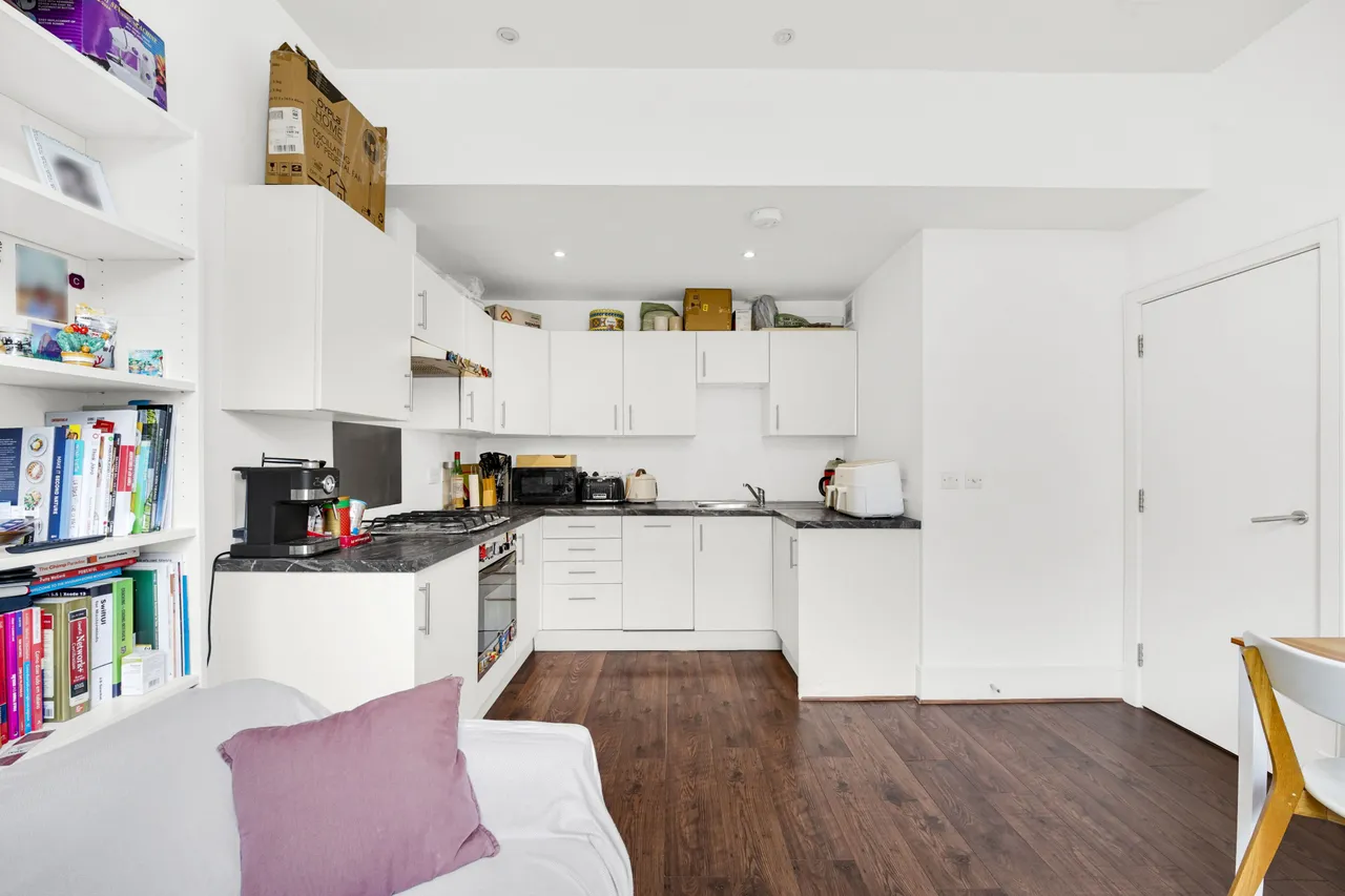 1 bed flat for sale, Henriques Street, Whitechapel, E1