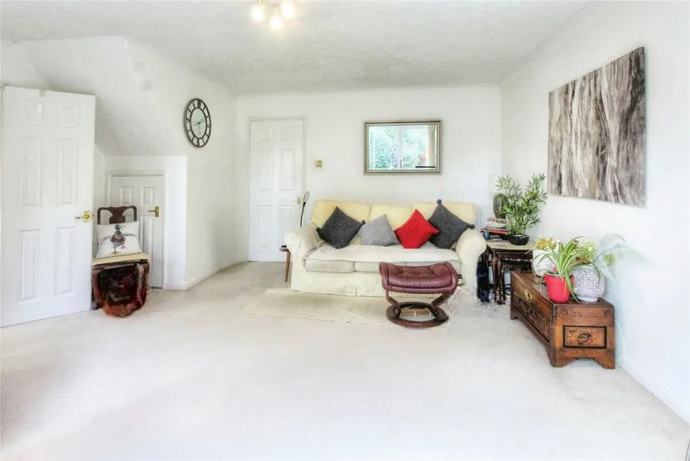 Thirlmere Close, Egham, Surrey, TW20, photo 3
