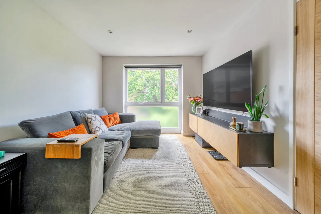 1 bed flat for sale — Ravensmede Way, Chiswick, London, W4