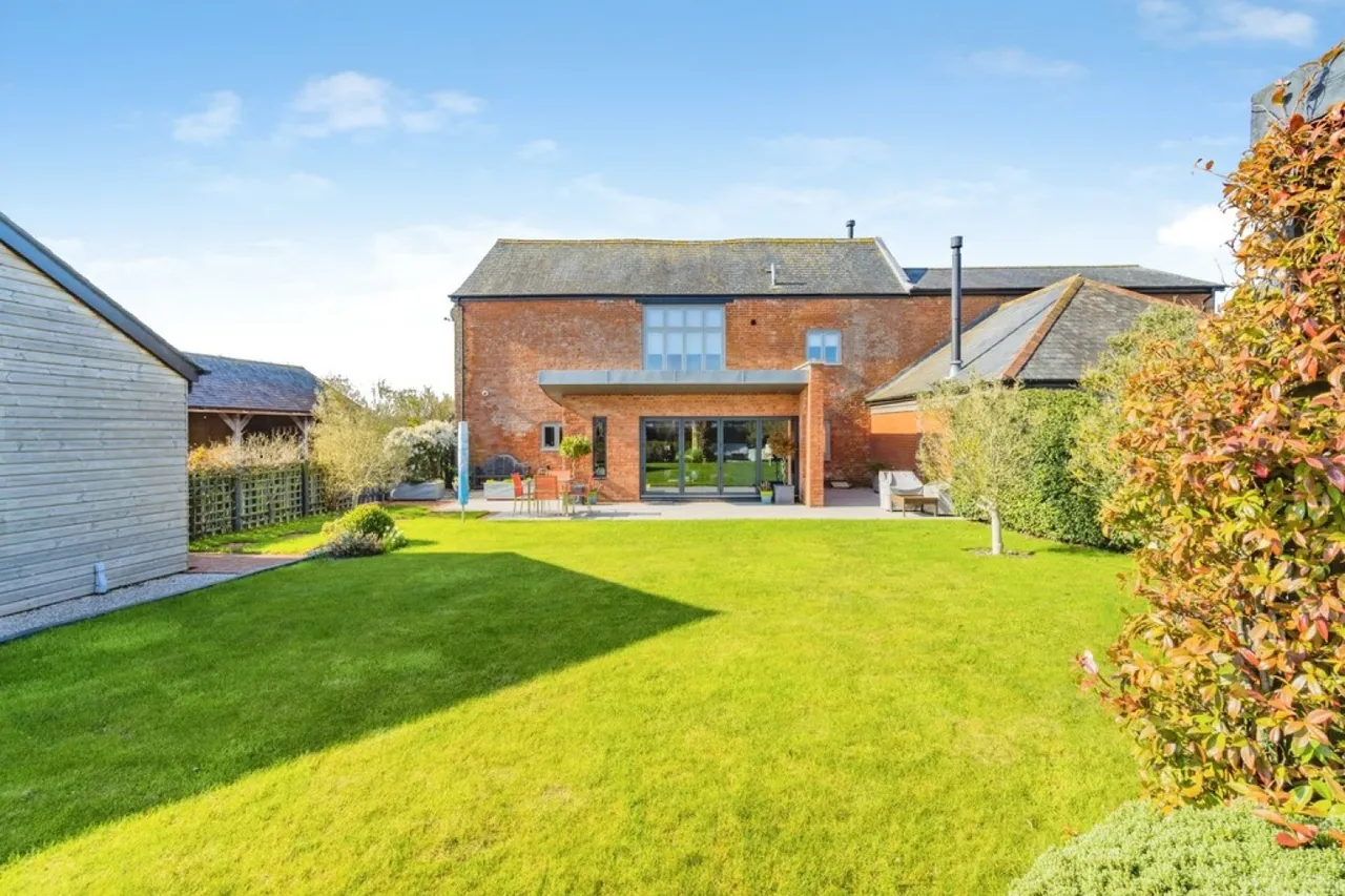 Broadclyst, Exeter, photo 12