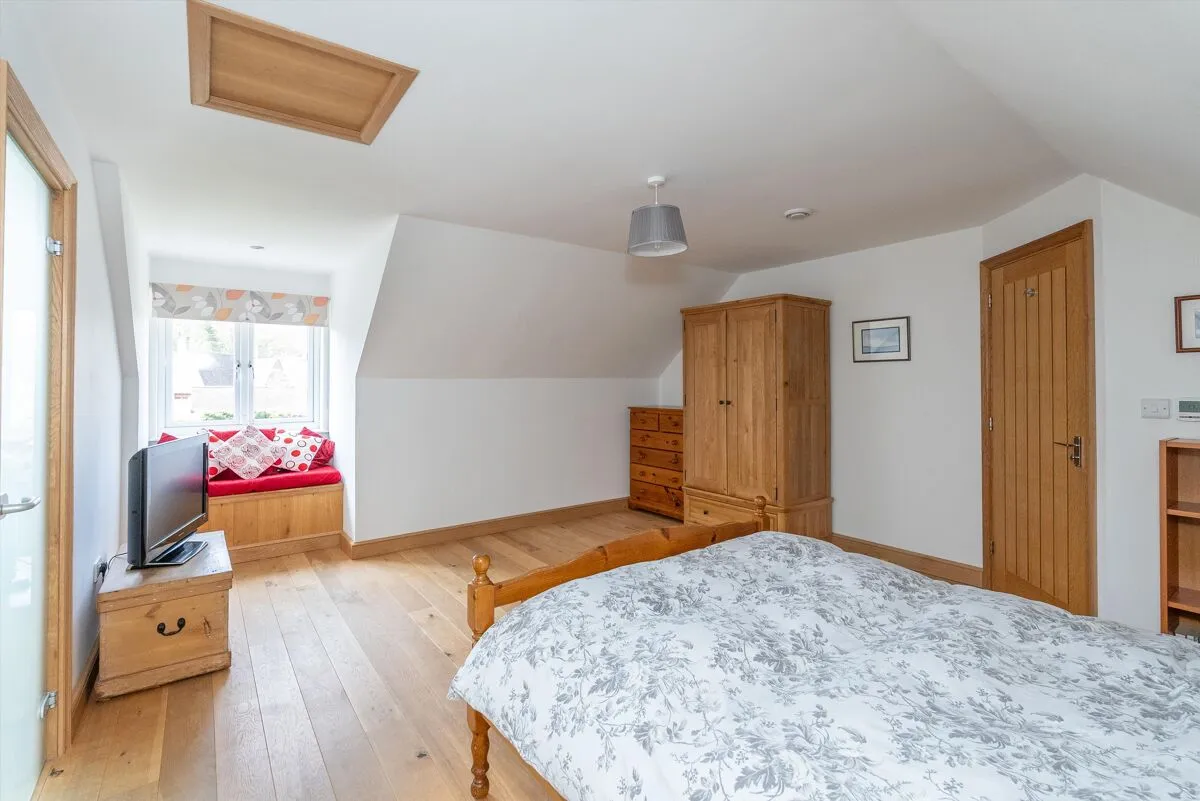 Burnhams Road, Little Bookham, KT23, photo 28