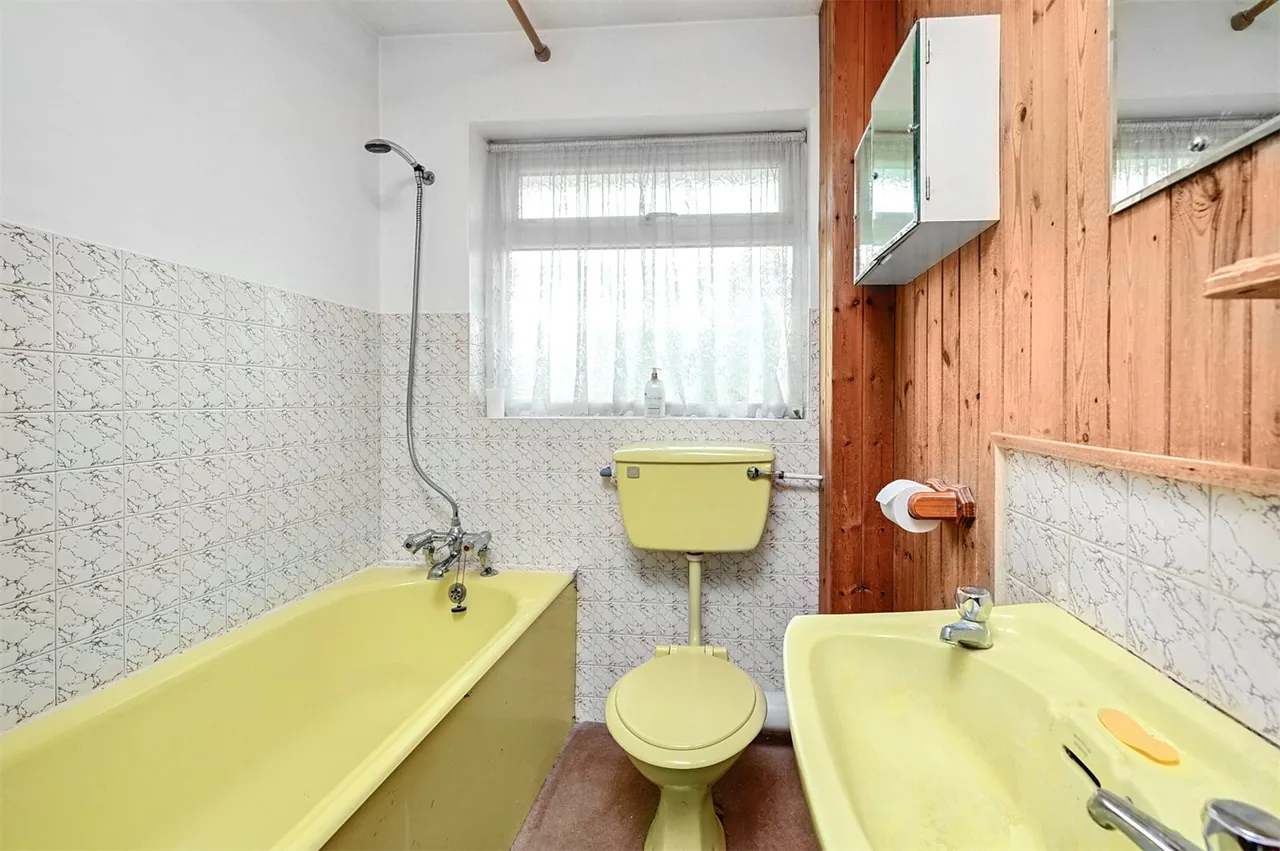 Hutton Road, Ash Vale, Guildford, Surrey, GU12 5HA, photo 11