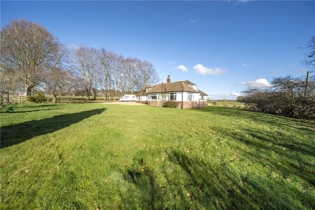 Stoke Charity Road, Kings Worthy, SO21, photo 11