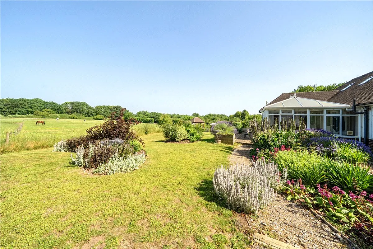 Stoke Charity Road, Kings Worthy, SO21, photo 13