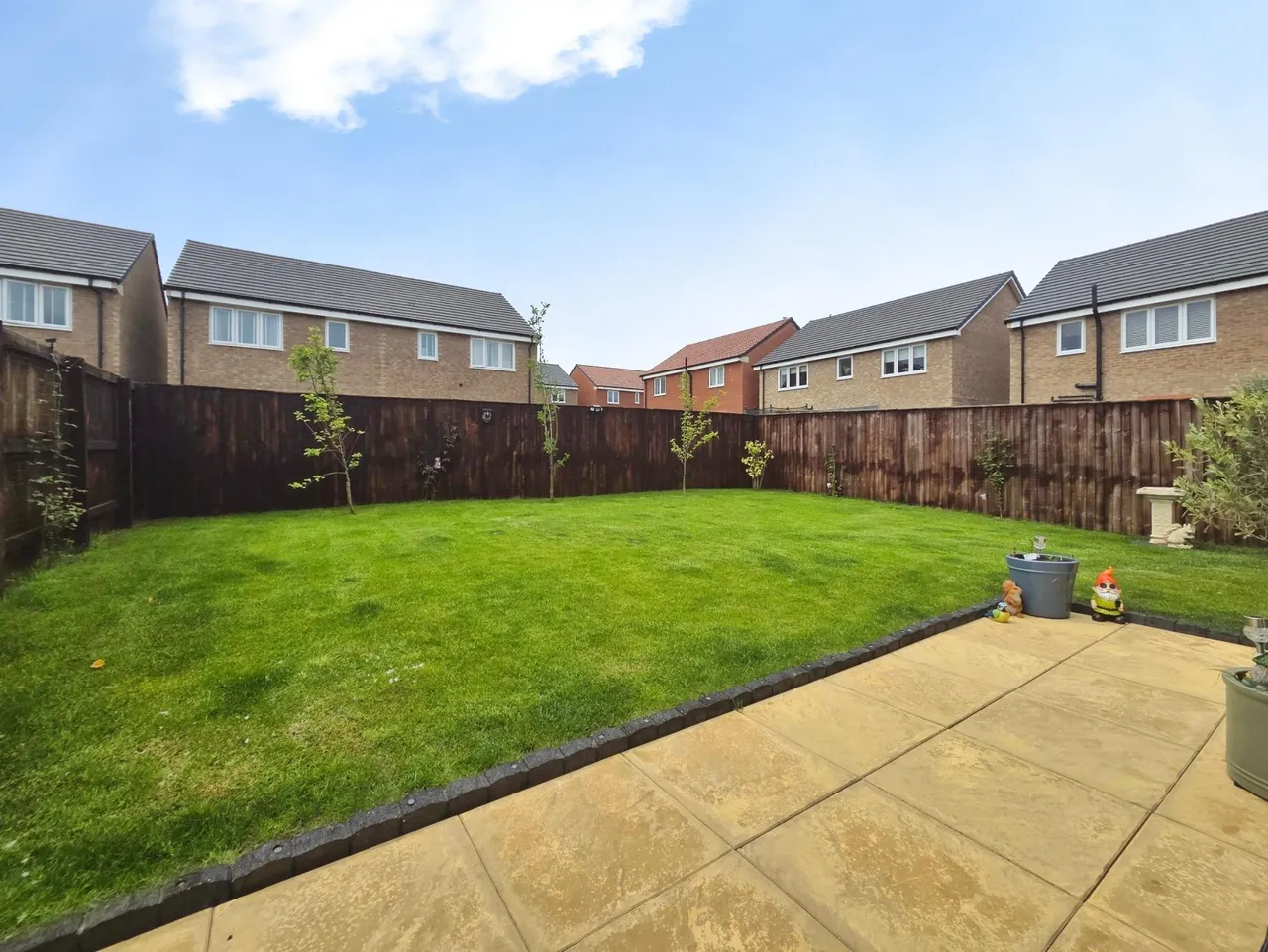 Hawker Avenue, Holmewood, S42, photo 16
