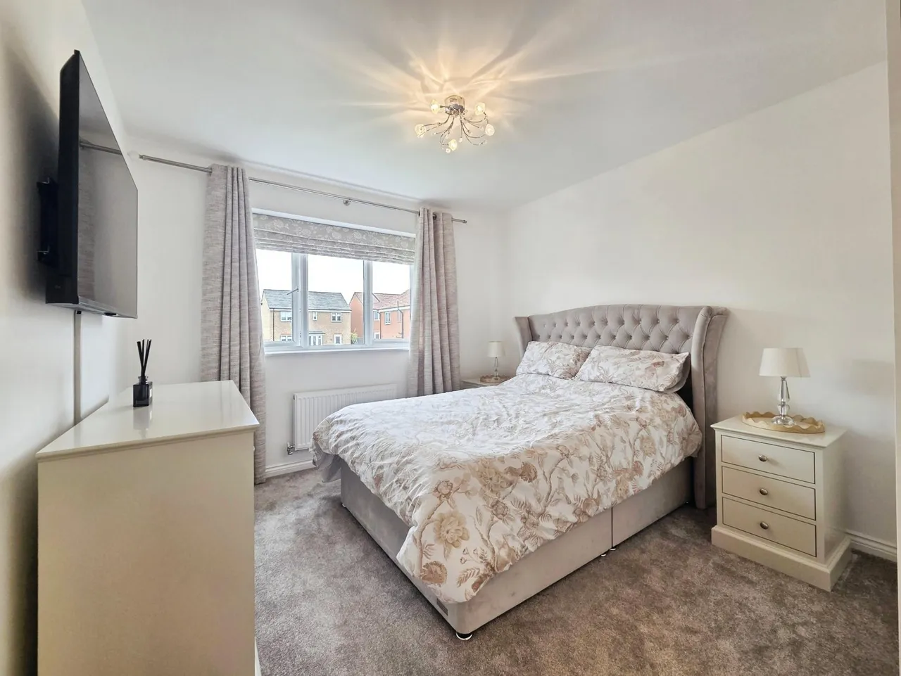 Hawker Avenue, Holmewood, S42, photo 21