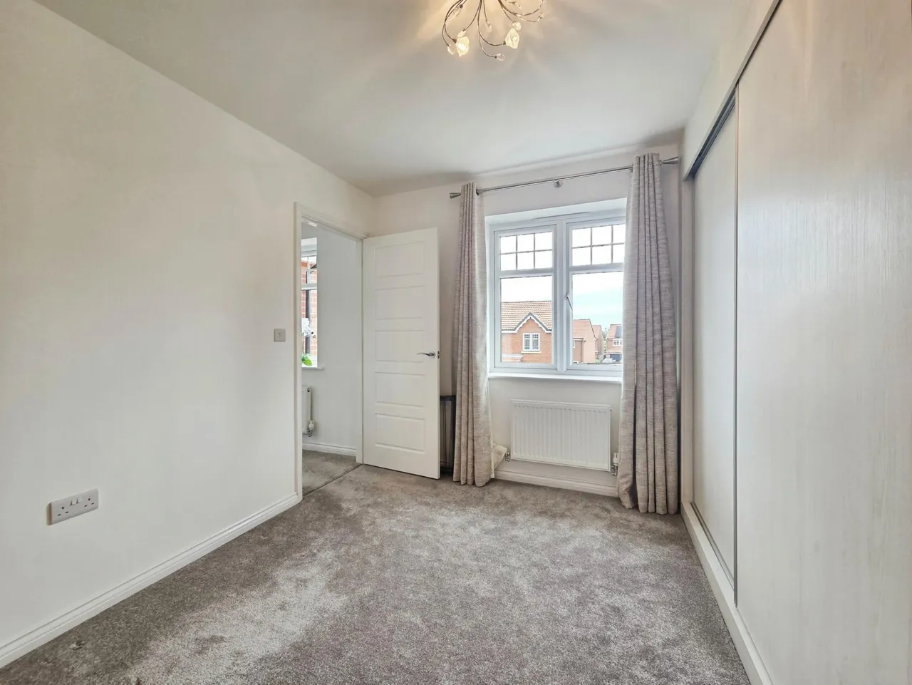 Hawker Avenue, Holmewood, S42, photo 29