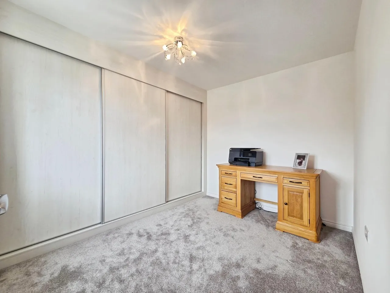 Hawker Avenue, Holmewood, S42, photo 28