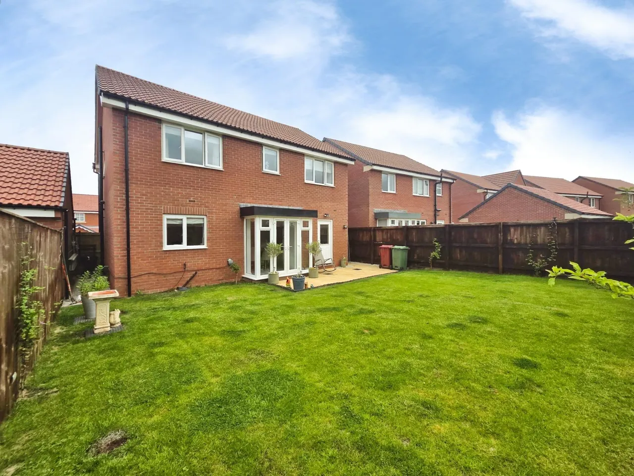 Hawker Avenue, Holmewood, S42, photo 17