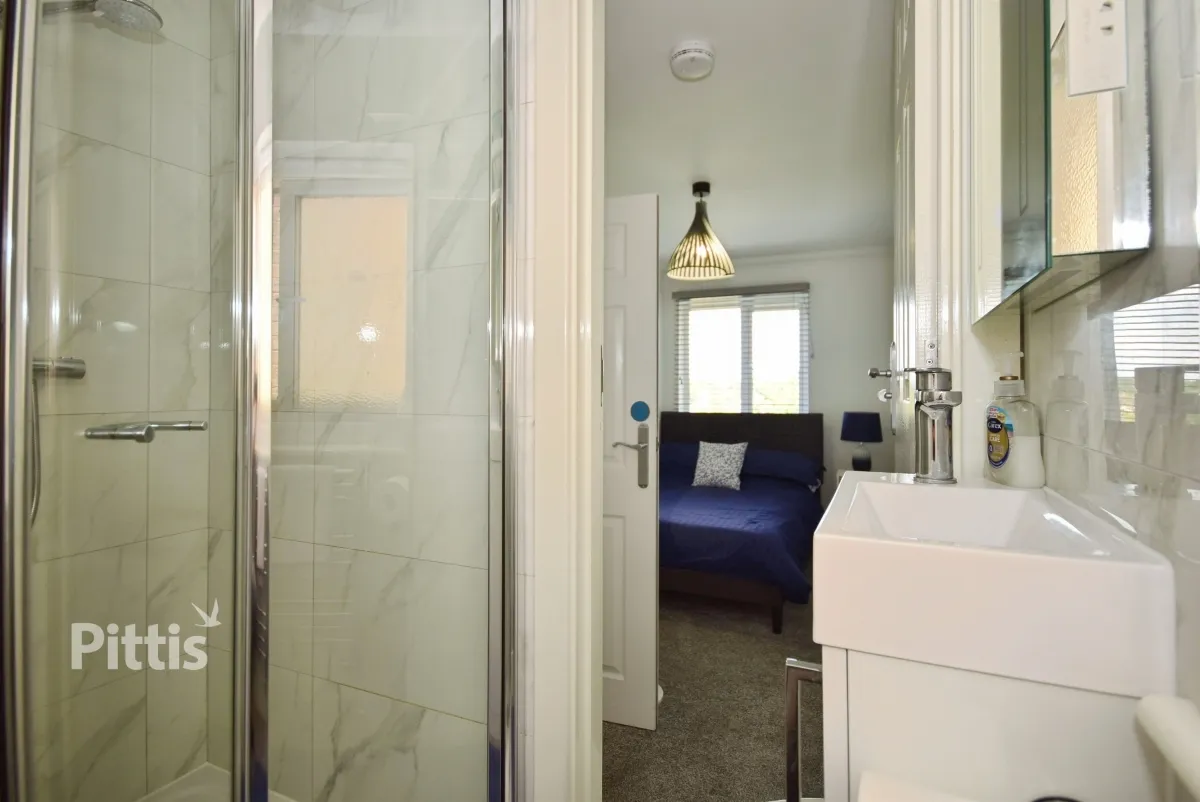 Fairfield Gardens, Sandown, PO36, photo 8