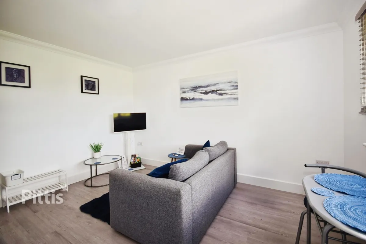 Fairfield Gardens, Sandown, PO36, photo 6