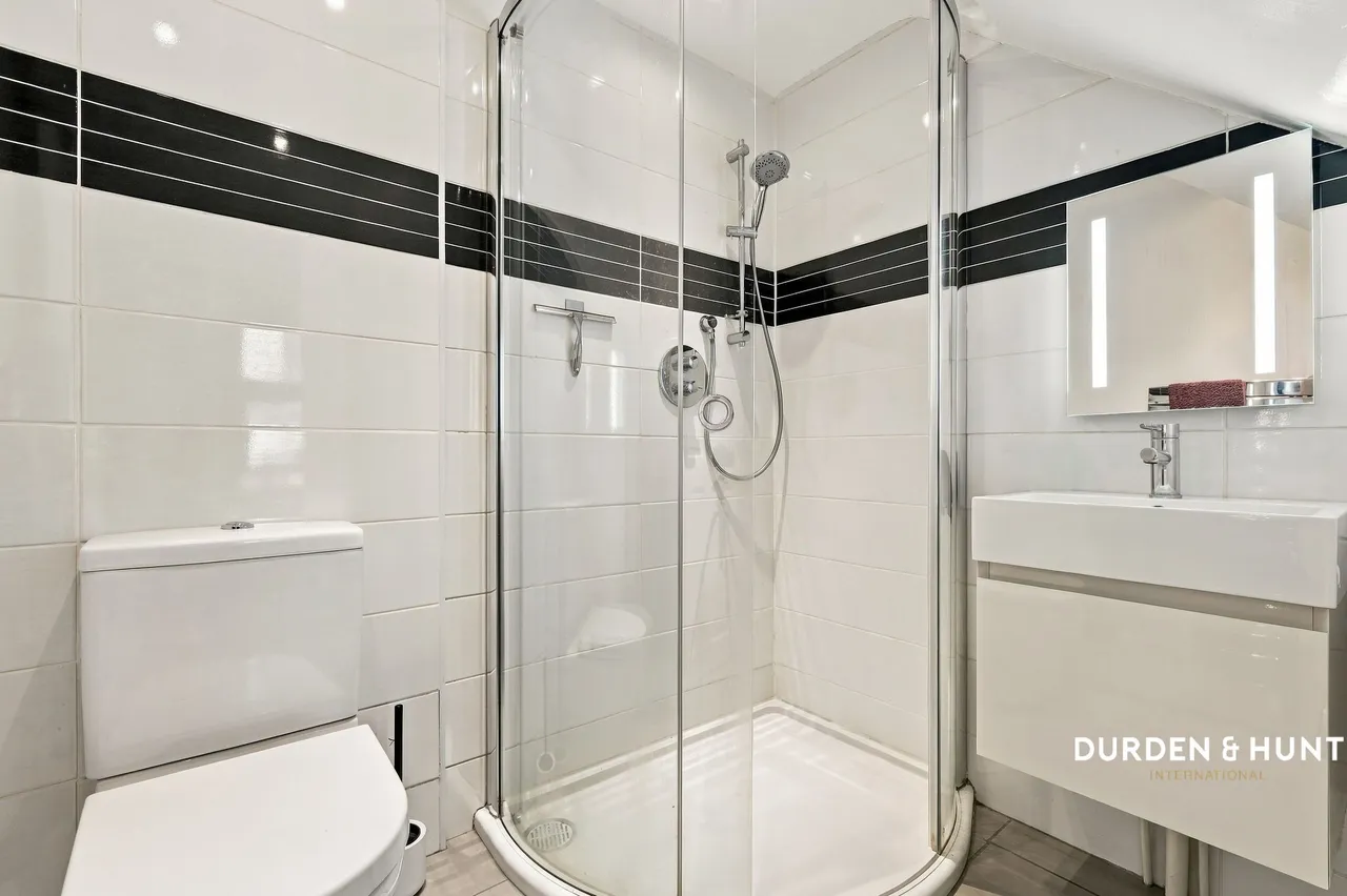 Thornhill Road, London, E10, photo 8