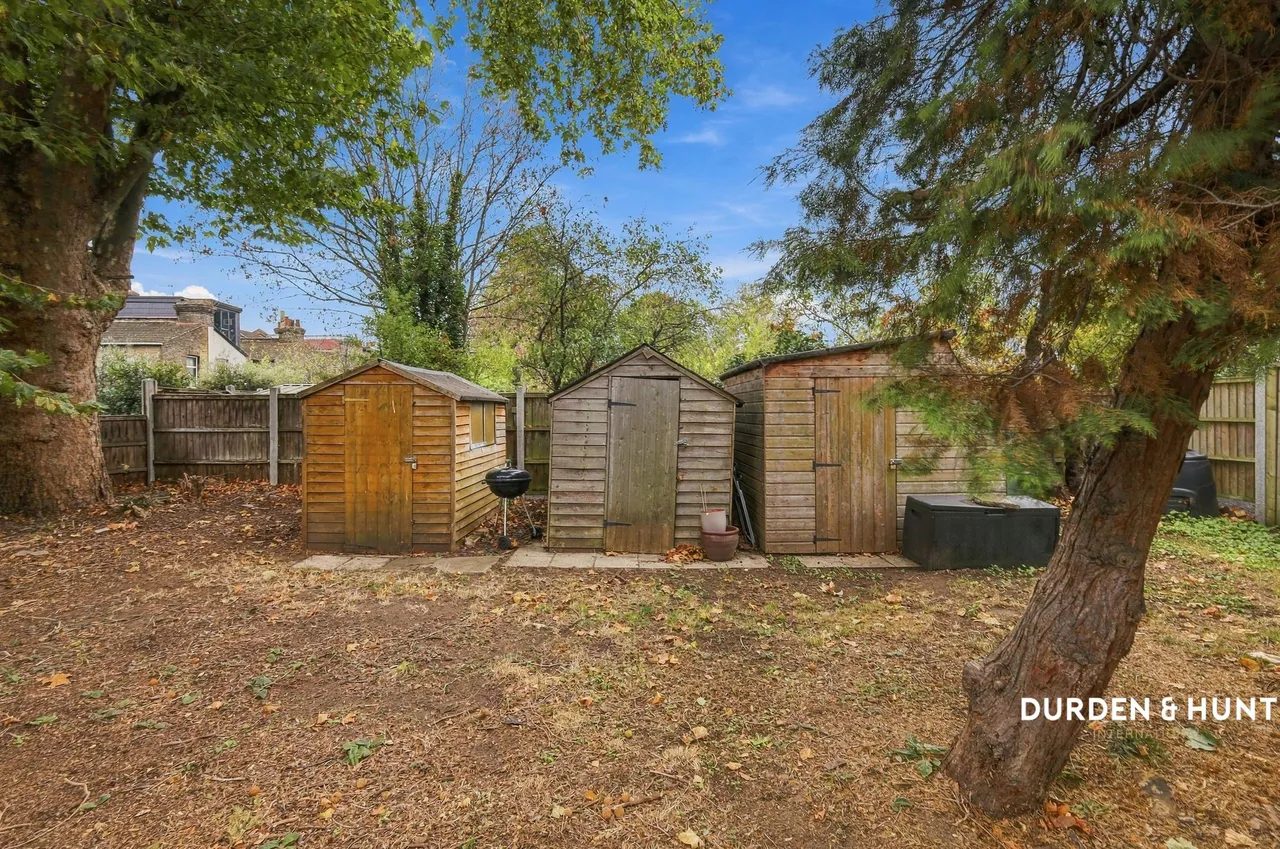 Thornhill Road, London, E10, photo 18
