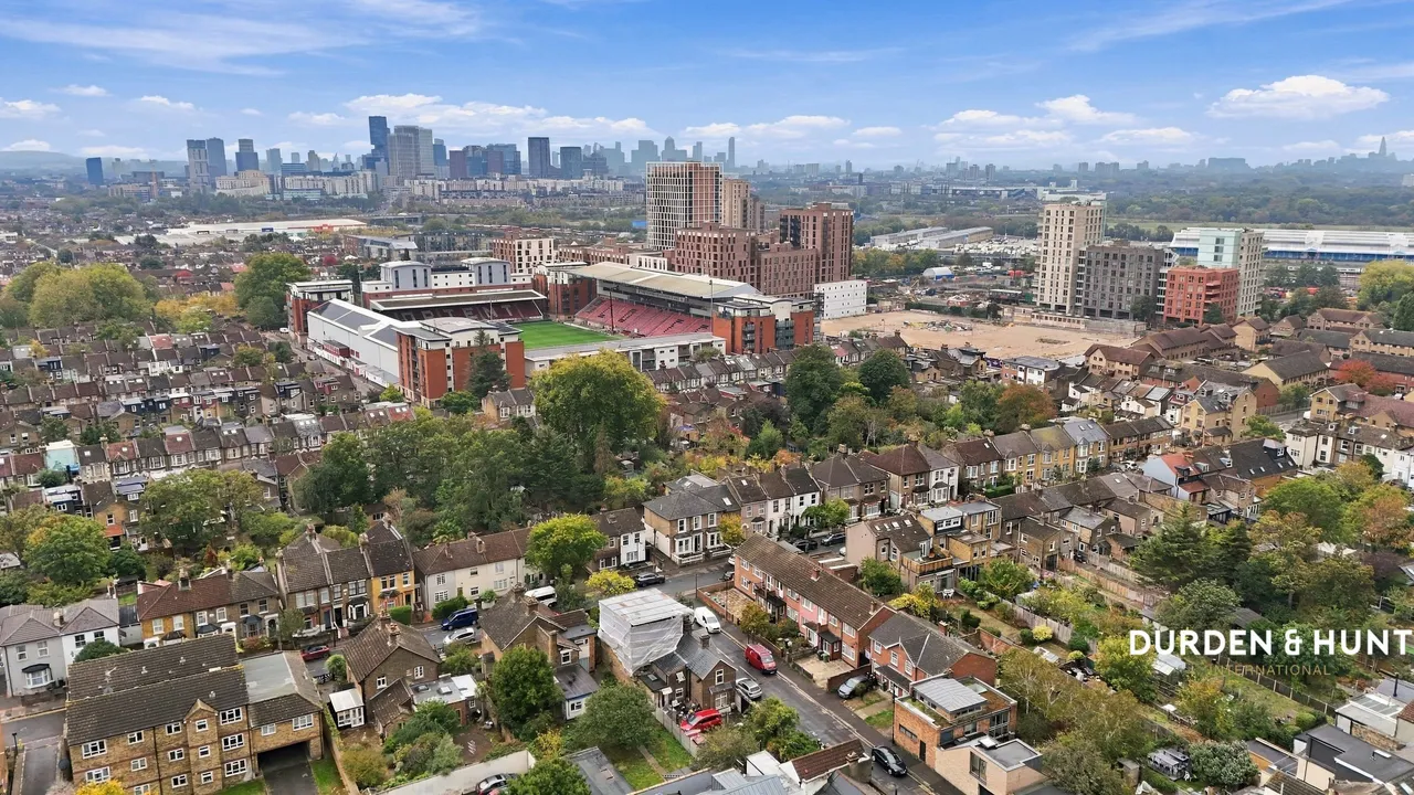 Thornhill Road, London, E10, photo 20