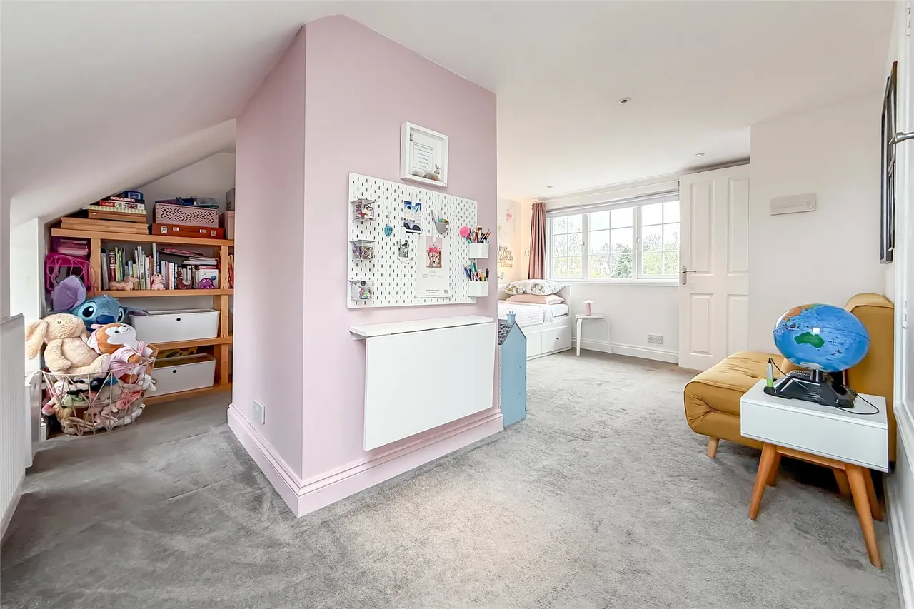 Luton Road, Harpenden, Hertfordshire, AL5 3LW, photo 10