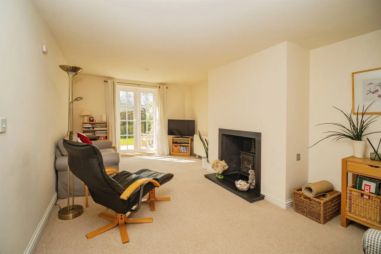 3 bed house for sale — Rectory Gardens, Cattistock, Dorchester