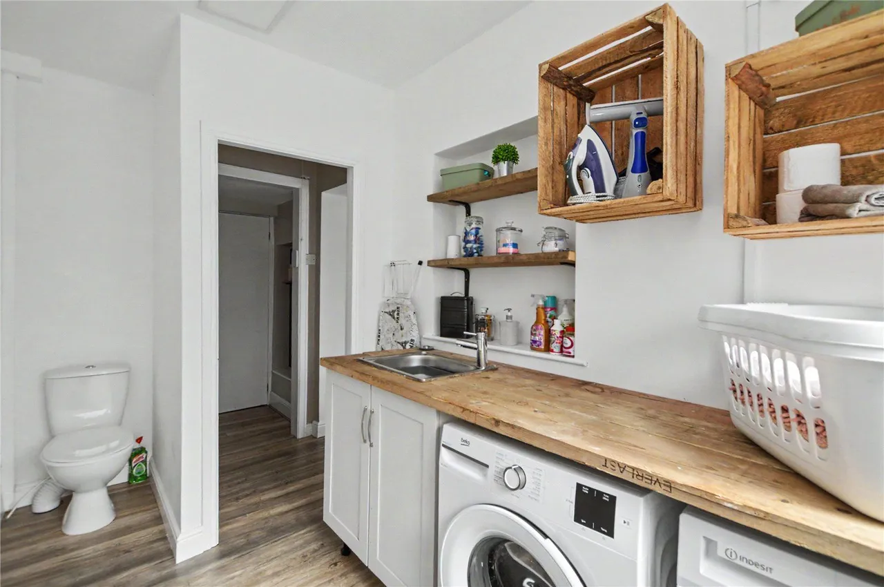 Wood Lane, Rothwell, LS26, photo 9