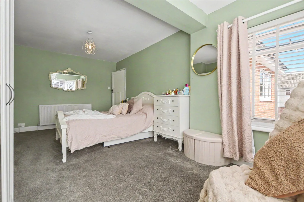 Wood Lane, Rothwell, LS26, photo 20