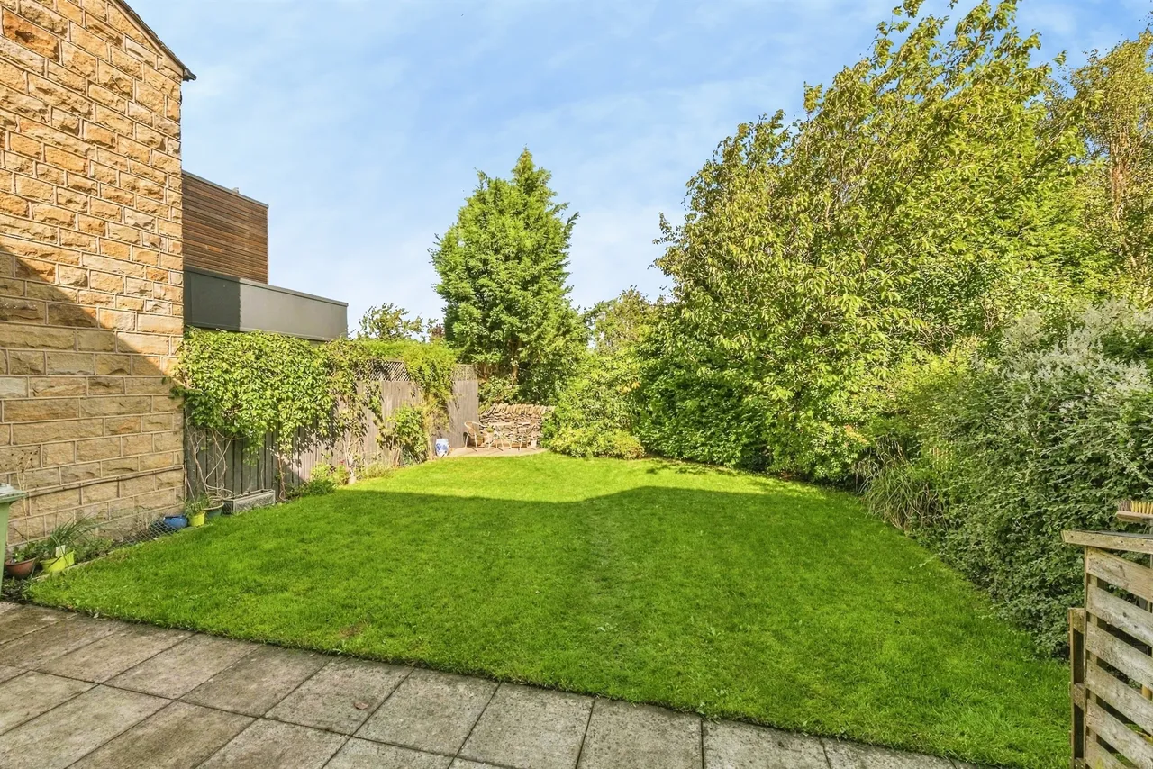 Paris Mews, Scholes, HD9, photo 11