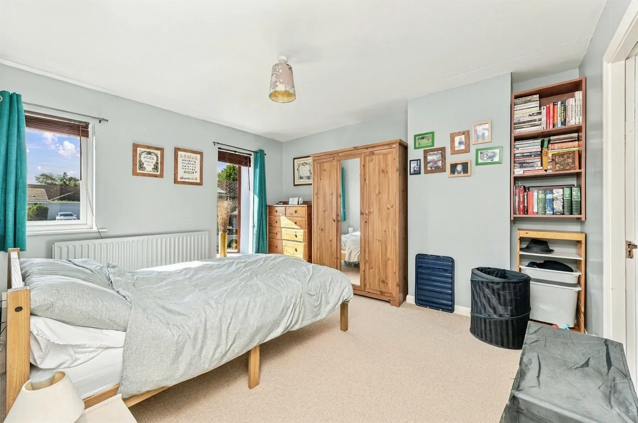 Paris Mews, Scholes, HD9, photo 8