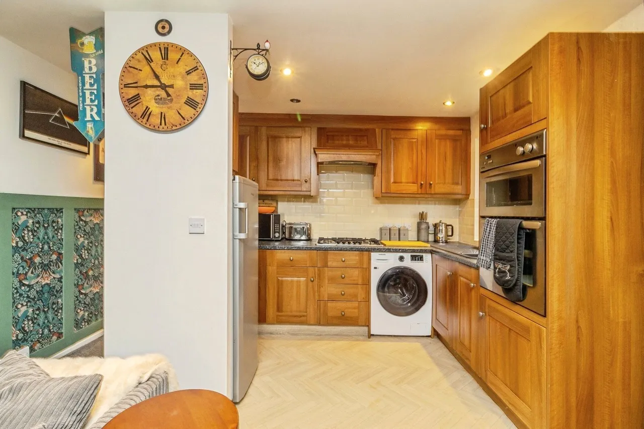 Harcourt, Bradwell, Milton Keynes, Buckinghamshire, MK13, photo 7