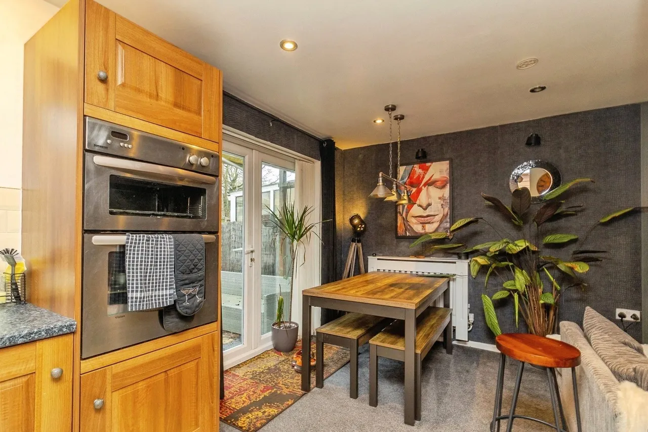 Harcourt, Bradwell, Milton Keynes, Buckinghamshire, MK13, photo 5