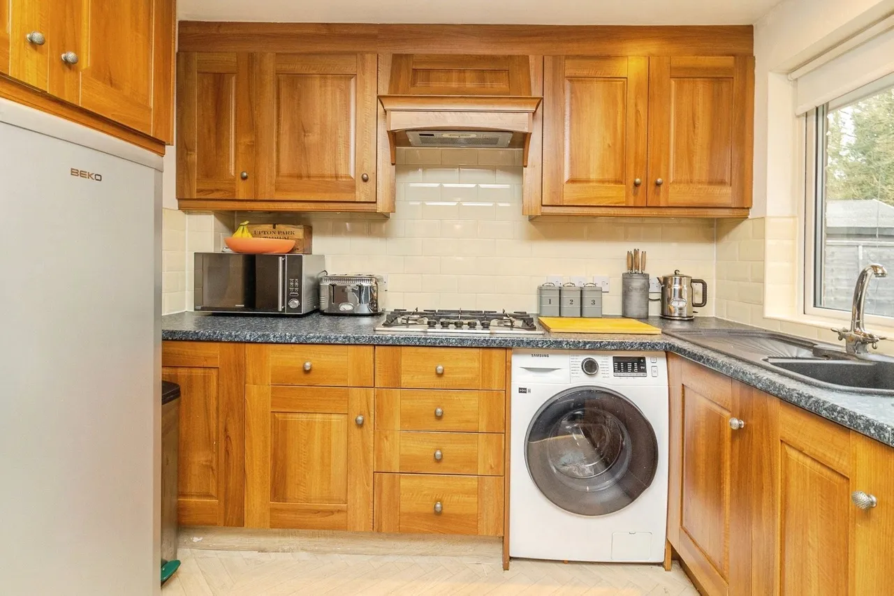 Harcourt, Bradwell, Milton Keynes, Buckinghamshire, MK13, photo 8