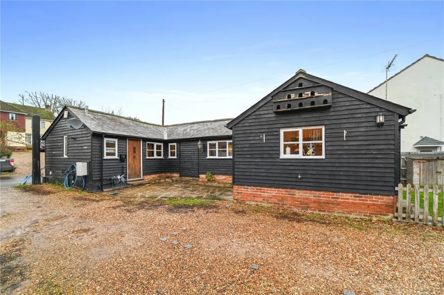with 3 bedrooms in Little Hadham, Ware, SG11, photo 10