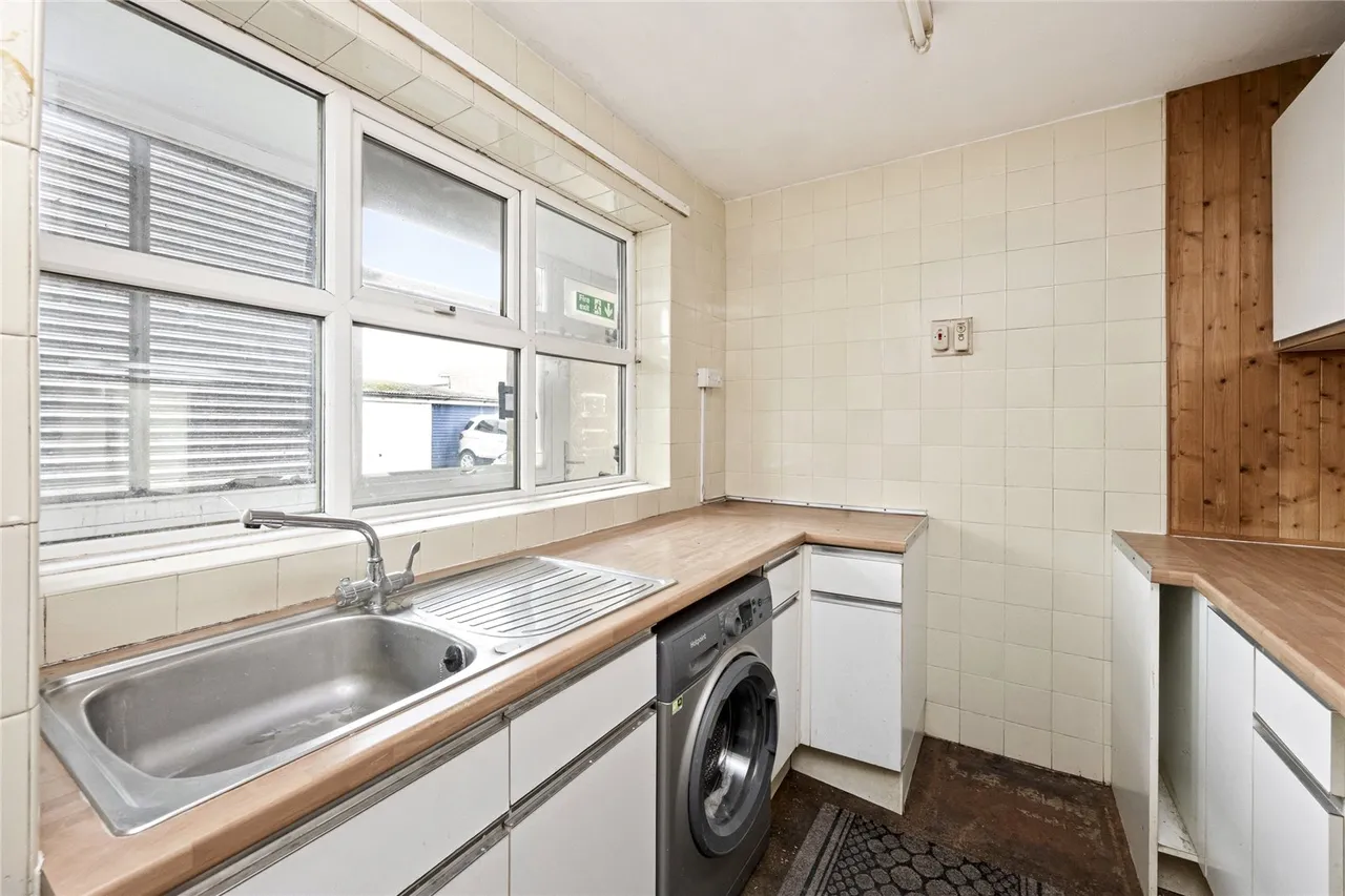 Brighton Road, Lancing, BN15, photo 4