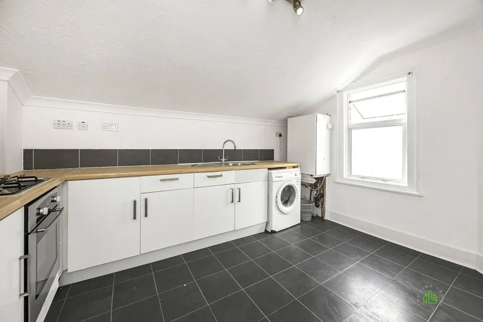 Argyle Road, London, E15, photo 5
