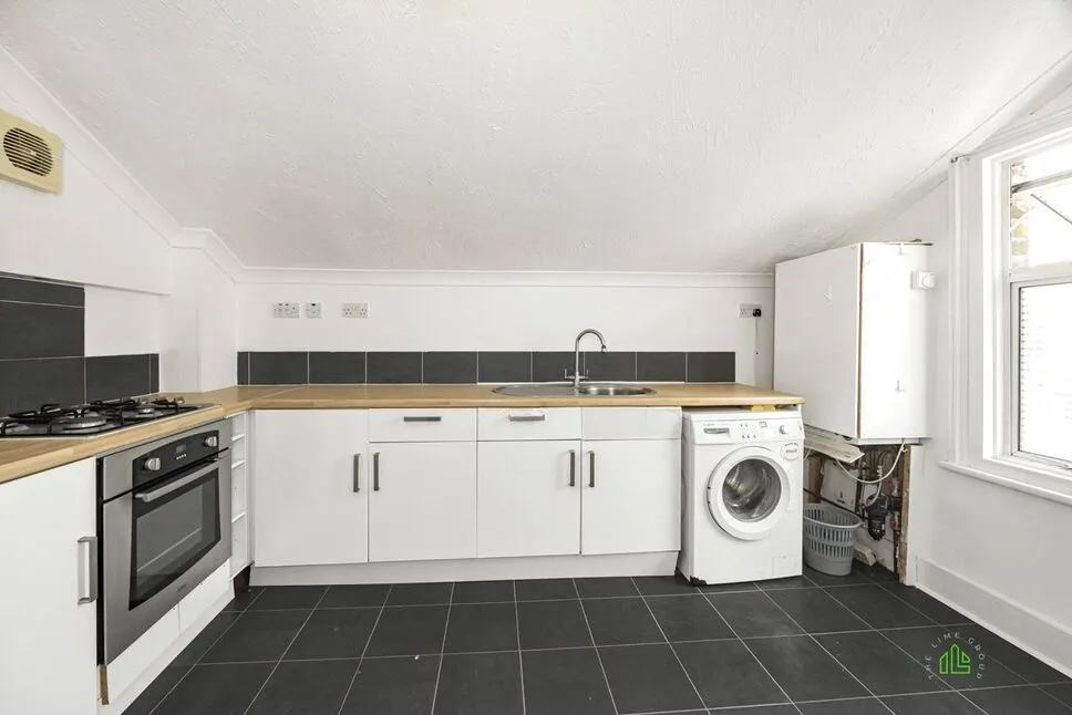 Argyle Road, London, E15, photo 6