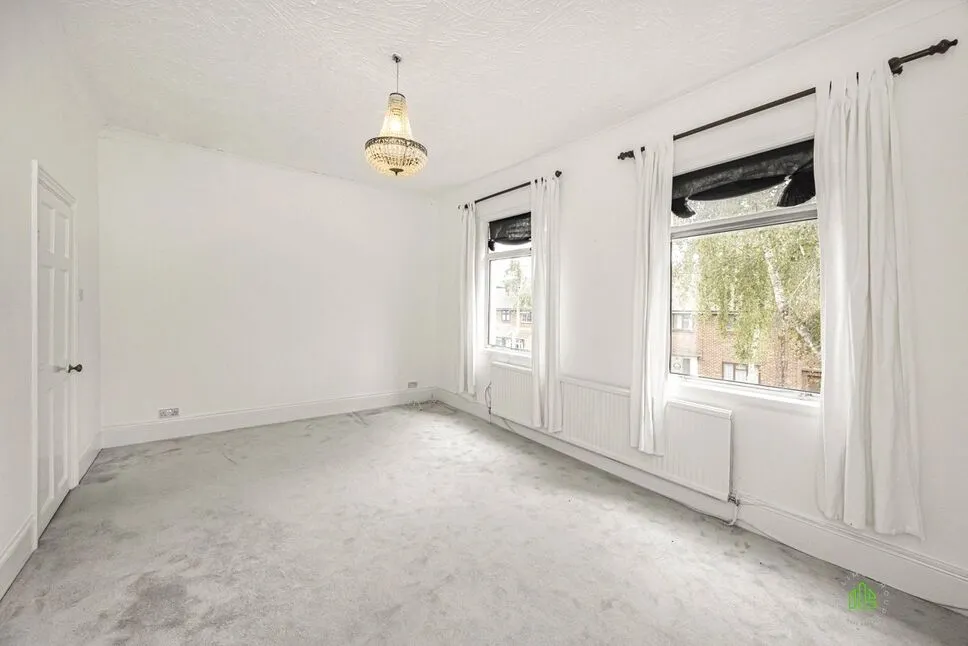 Argyle Road, London, E15, photo 3
