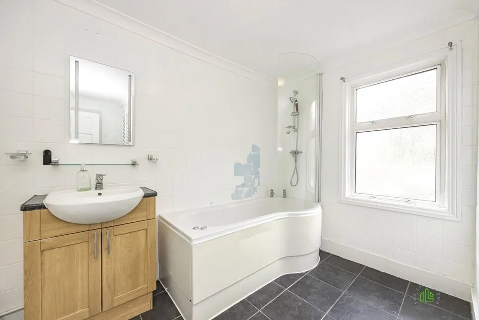 Argyle Road, London, E15, photo 12