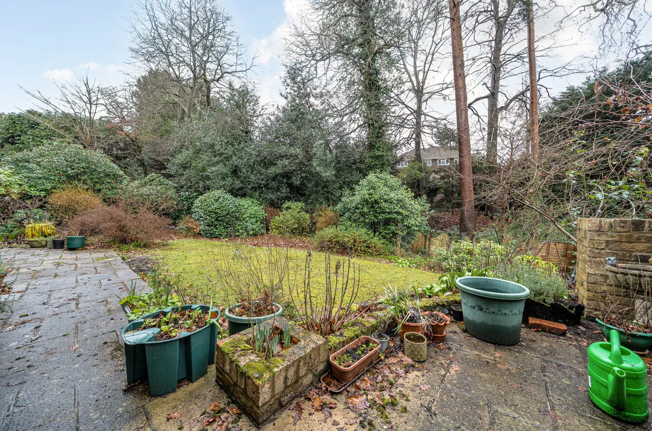 Shalbourne Rise, Camberley, Surrey, GU15 2EJ, photo 3