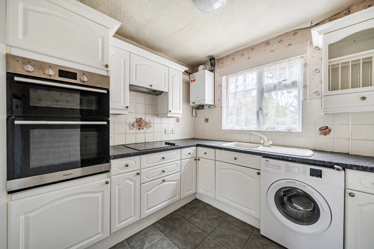 Elizabeth Way, Stoke Poges, SL2, photo 4