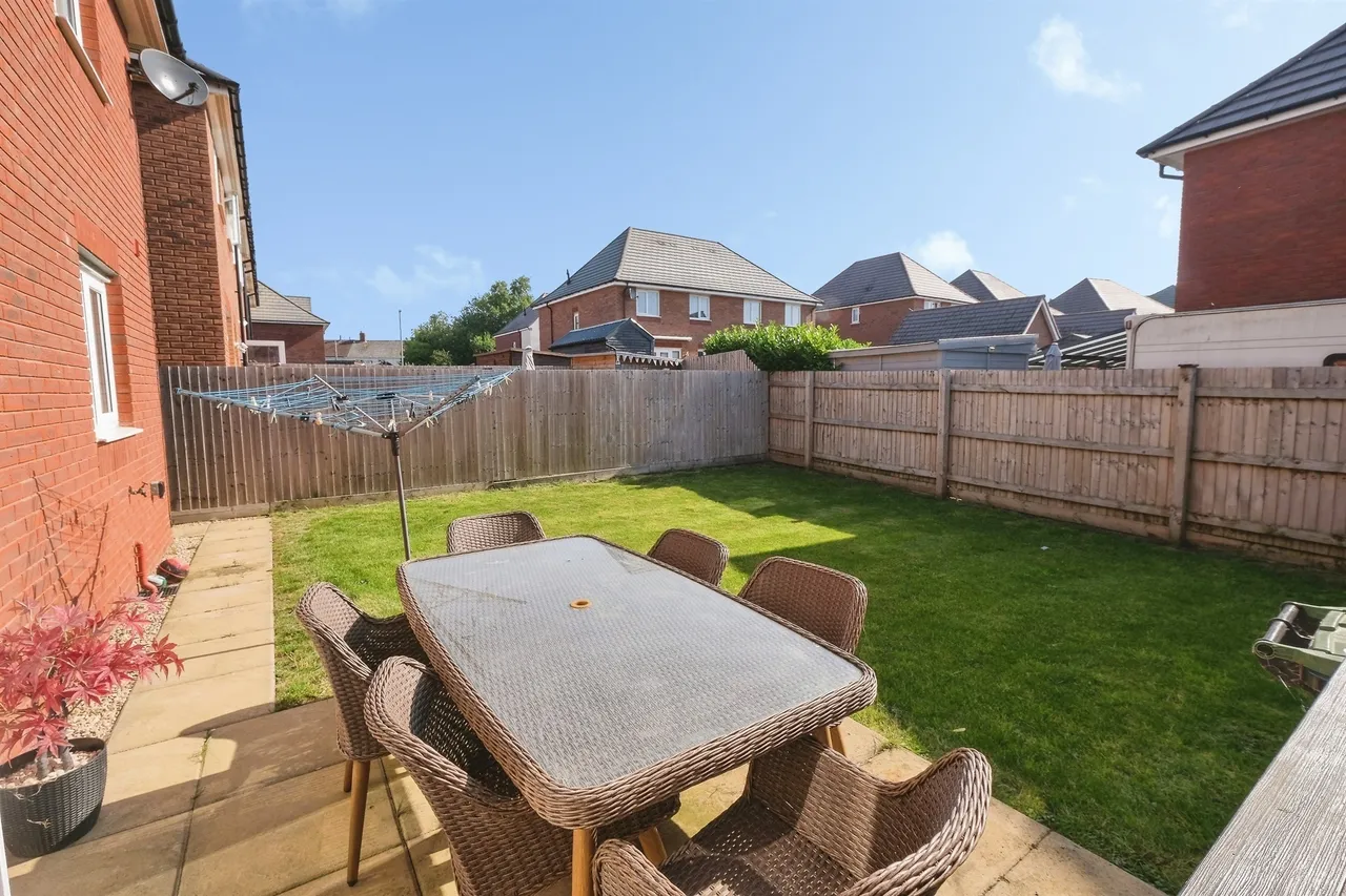 Lave Way, Caldicot, NP26, photo 25