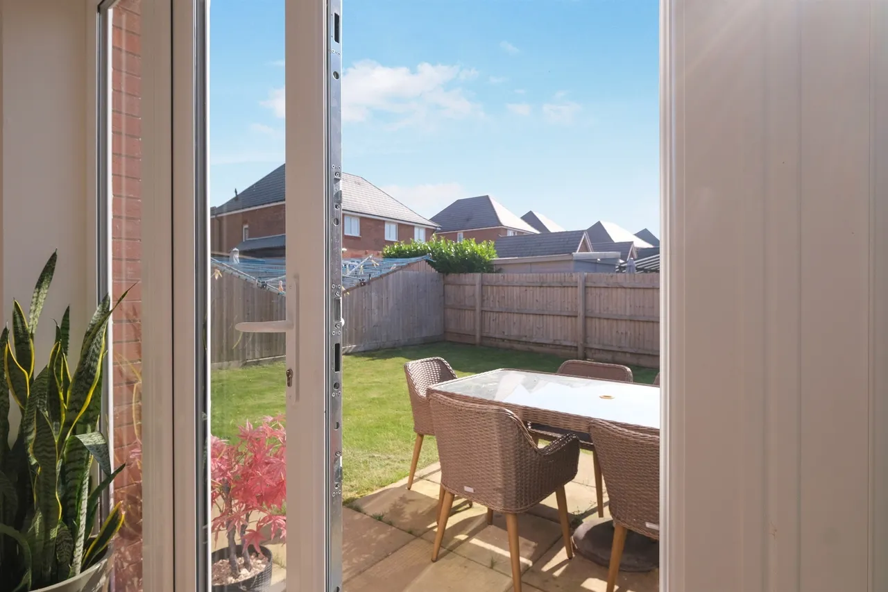 Lave Way, Caldicot, NP26, photo 13