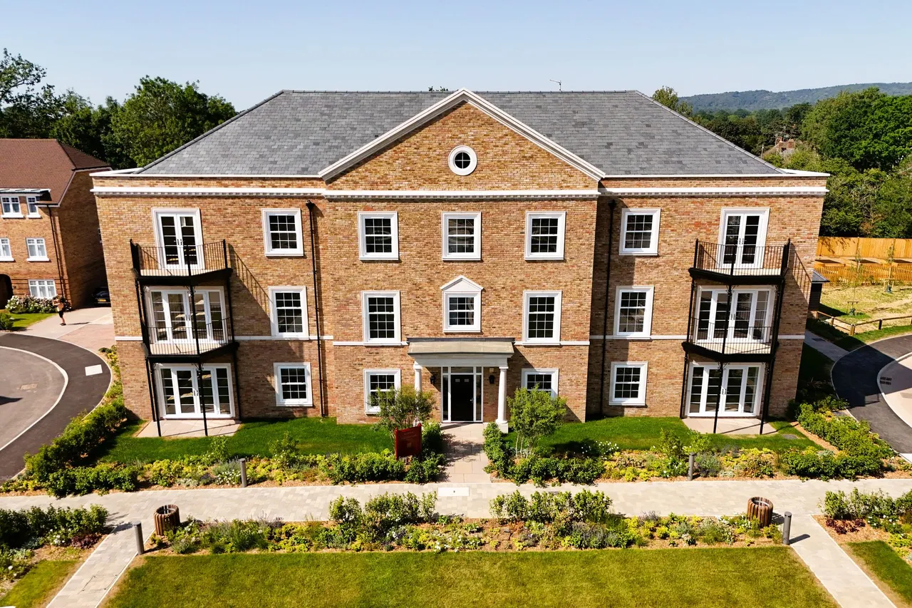 The Orchards, Leighwood Fields, GU6, photo 11