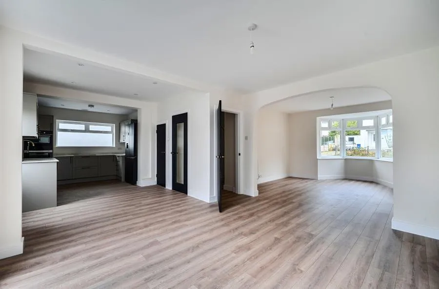 White City, Crowthorne, RG45, photo 8
