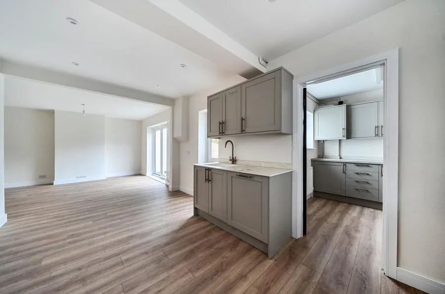 White City, Crowthorne, RG45, photo 7