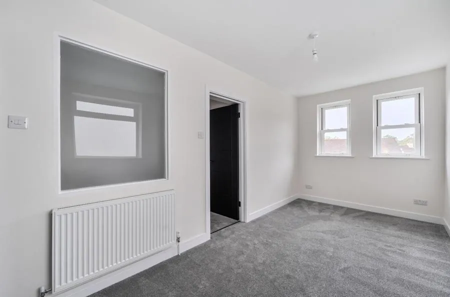 White City, Crowthorne, RG45, photo 11