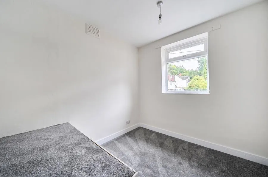 White City, Crowthorne, RG45, photo 16