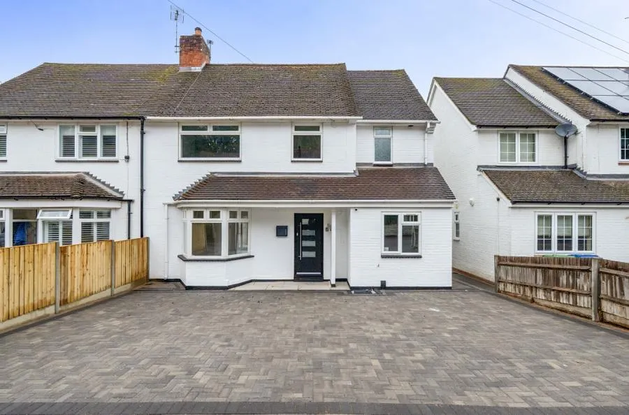 4 bed house for sale, White City, Crowthorne, RG45