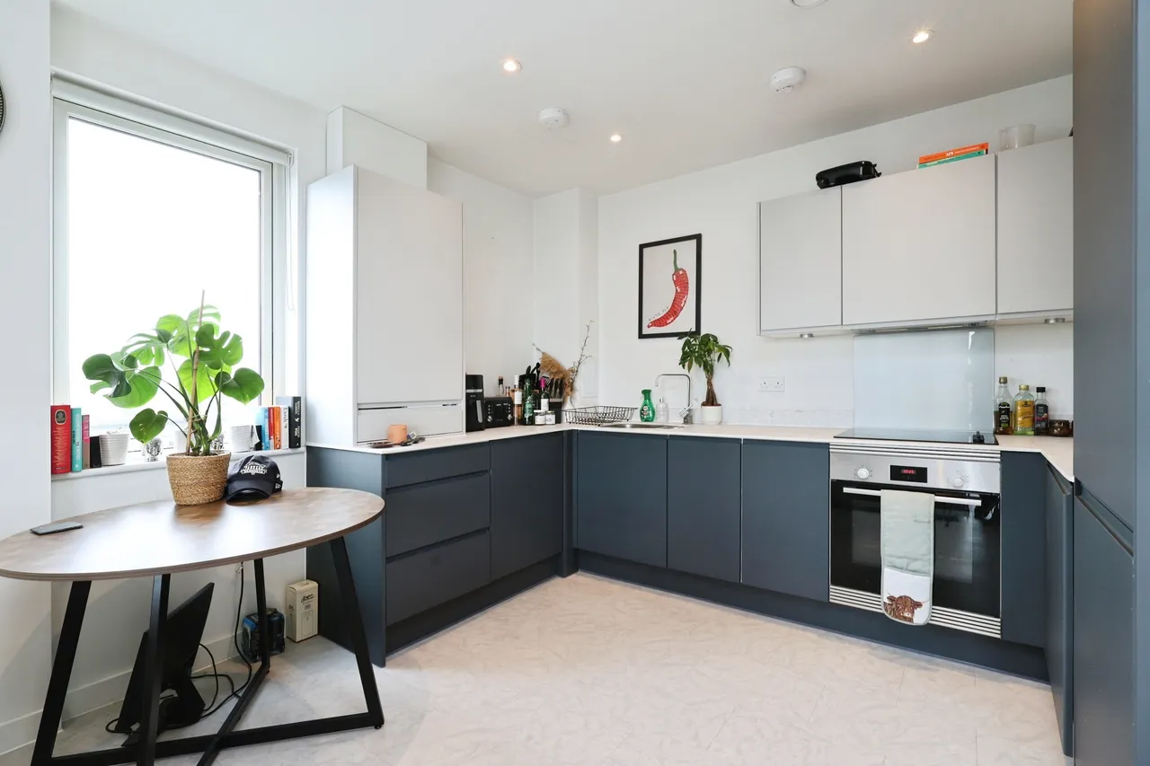 Parva Grove, Greenford, UB6, photo 6