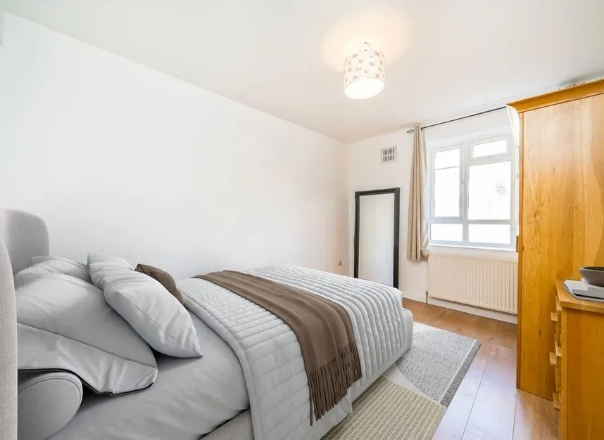 White City Estate, Shepherds Bush, W12, photo 4