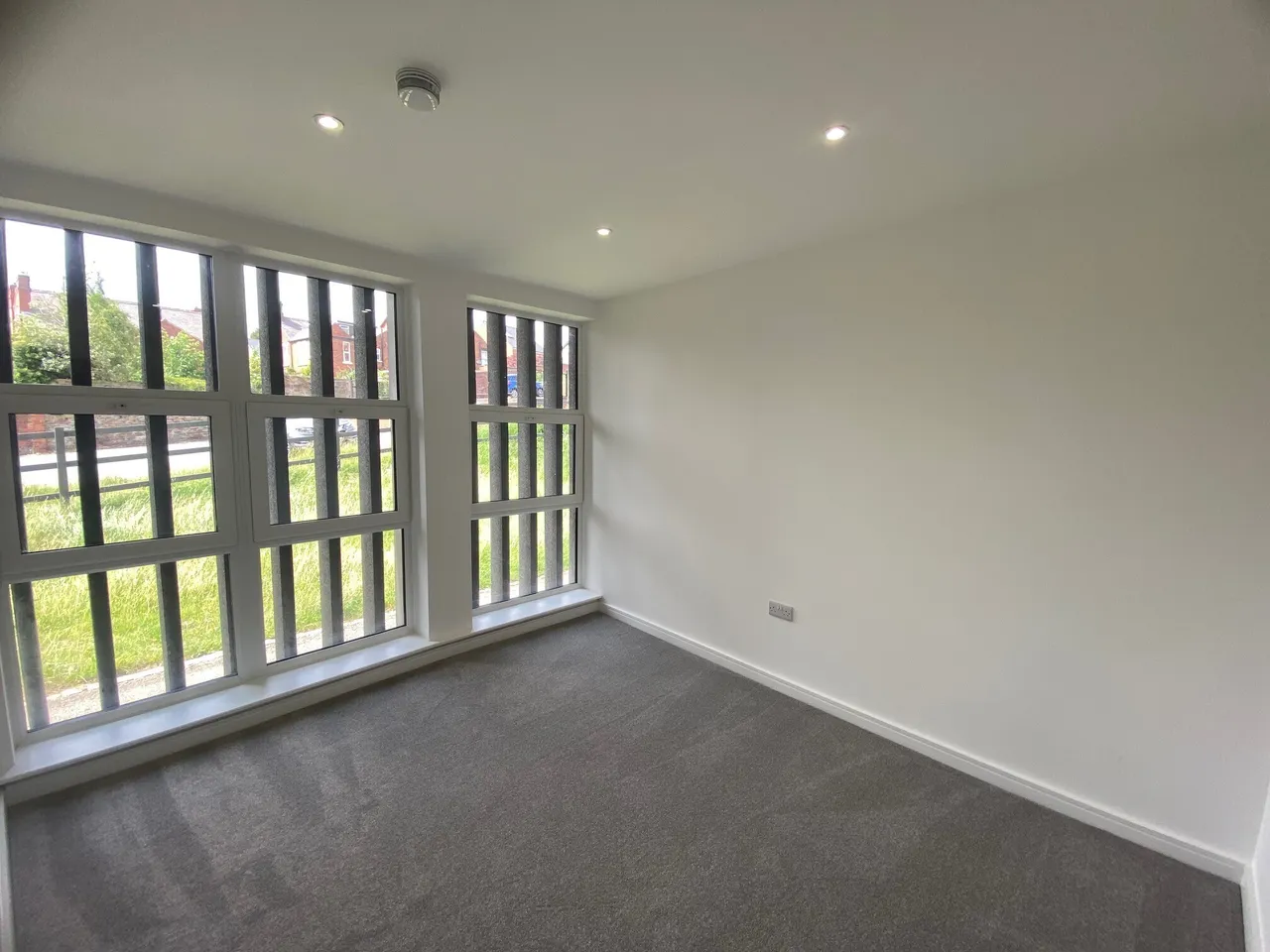 Knightsbridge Court, West Bars, S40, photo 5