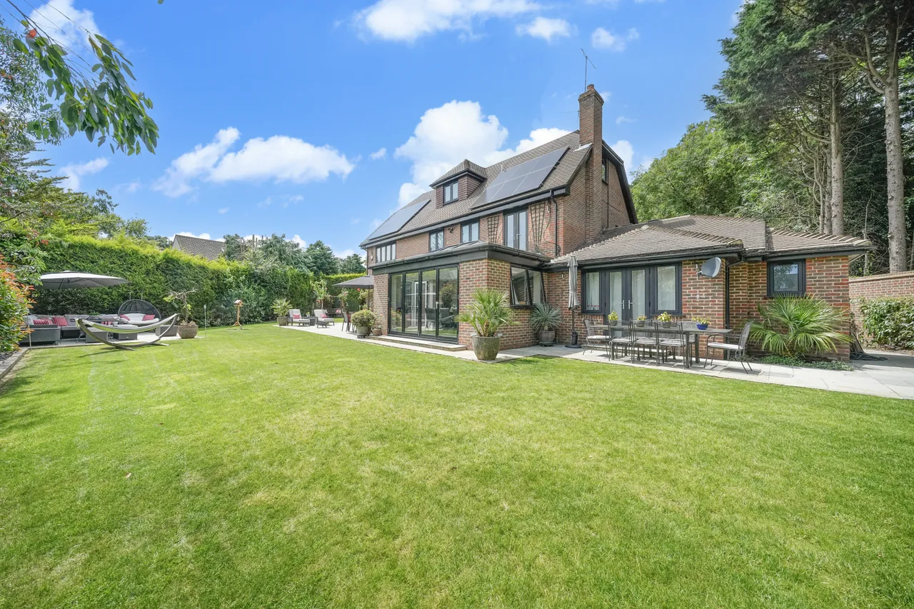 Old Perry Street, Chislehurst, BR7, photo 32