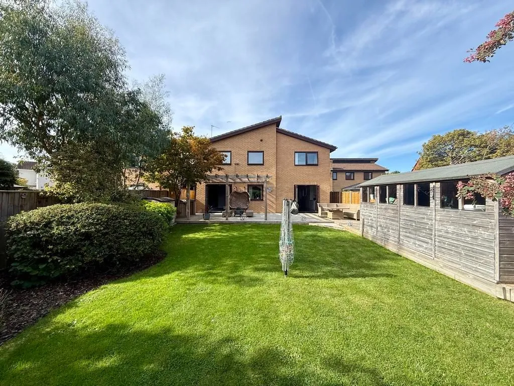 Homestead Court, Abbeymead, photo 18