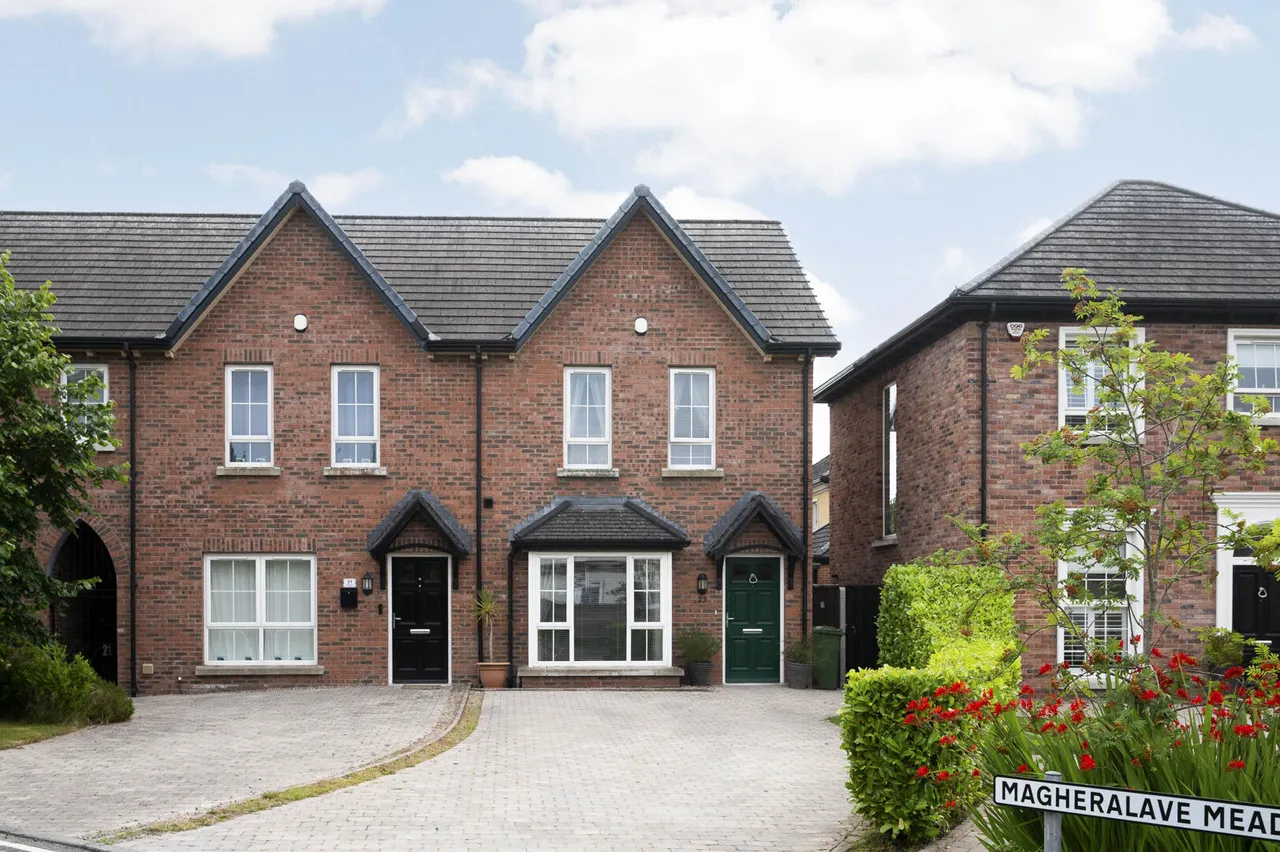 3 bed house for sale, Magheralave Meadows, lisburn city, BT28