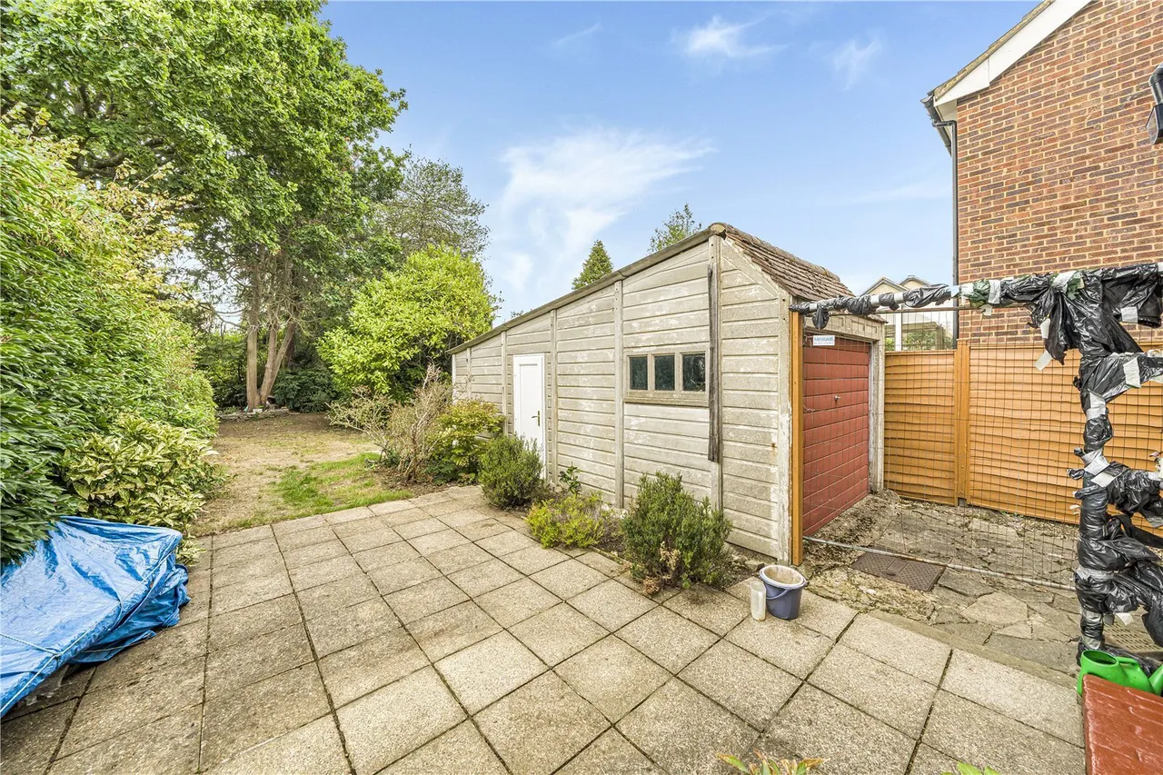 Nursery Road, Sunbury-On-Thames, TW16, photo 11